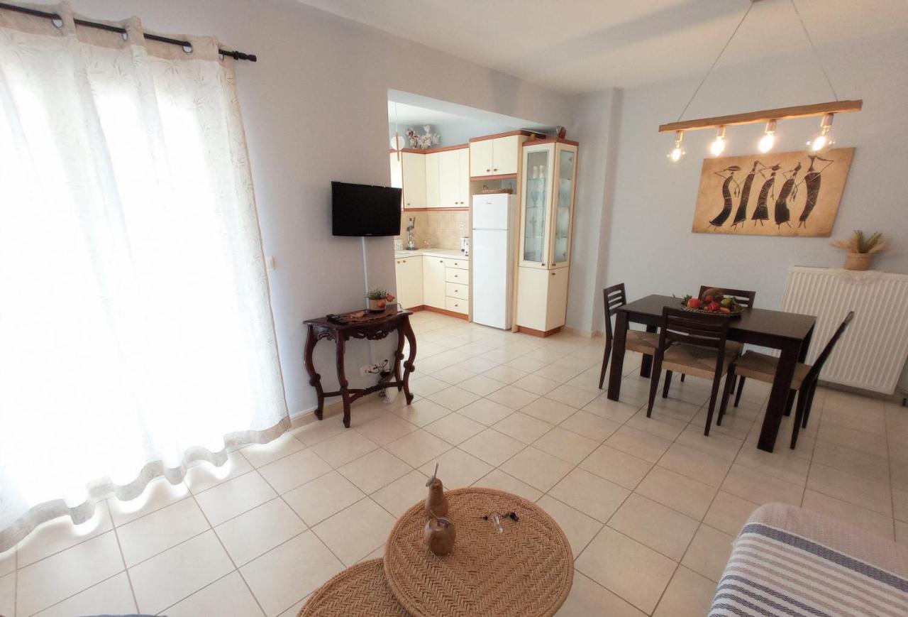 G Apartment In Agia Efimia 외부 사진