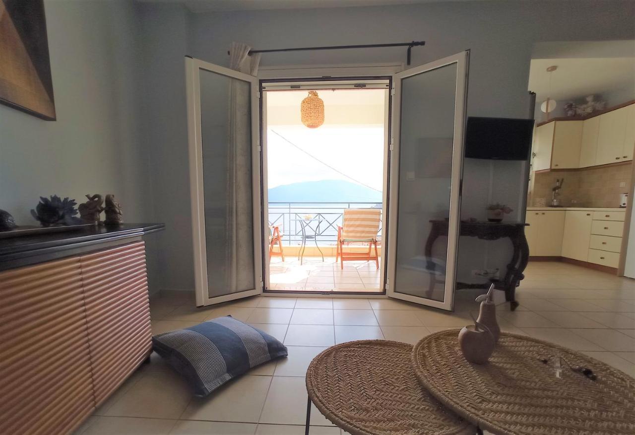 G Apartment In Agia Efimia 외부 사진