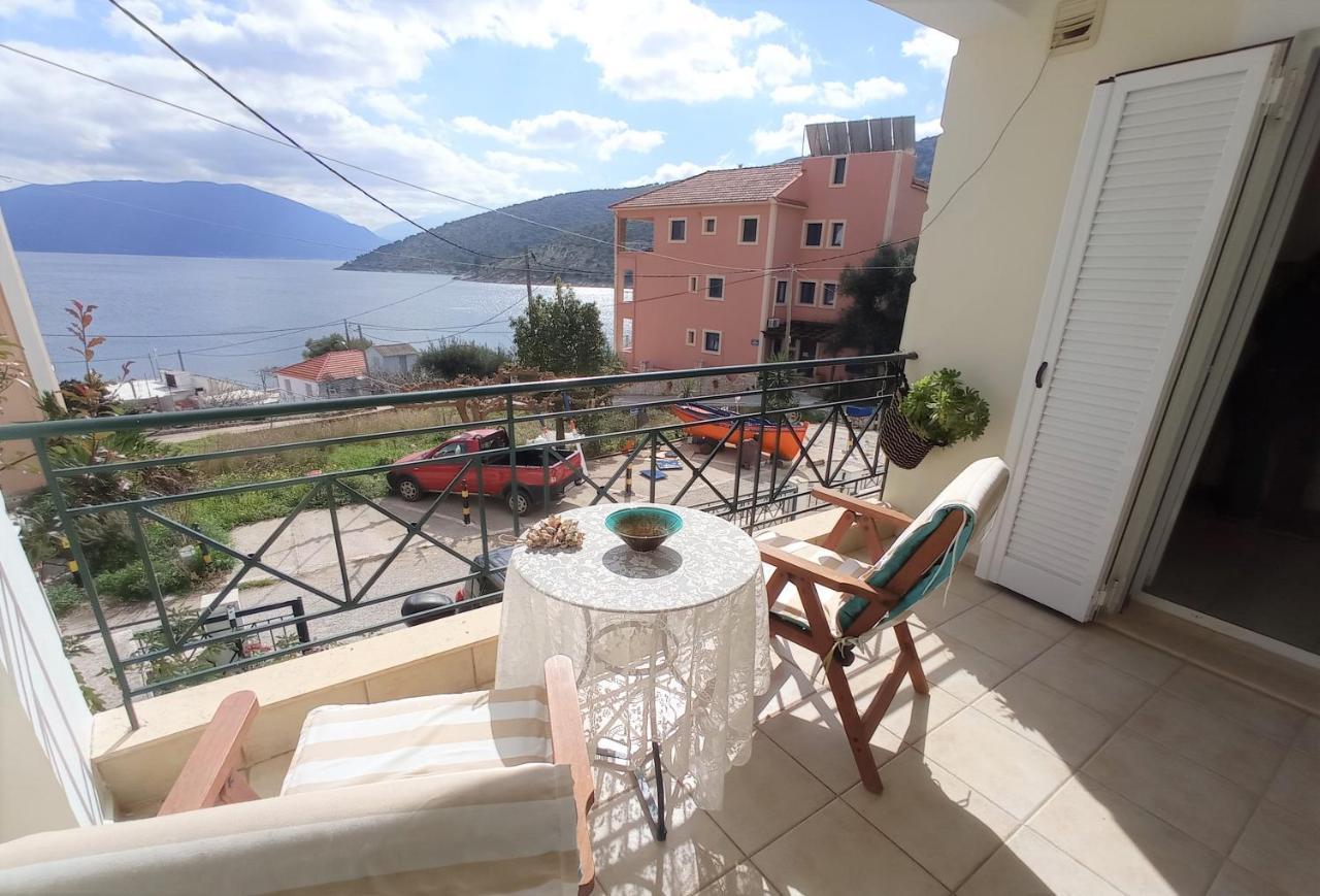 G Apartment In Agia Efimia 외부 사진